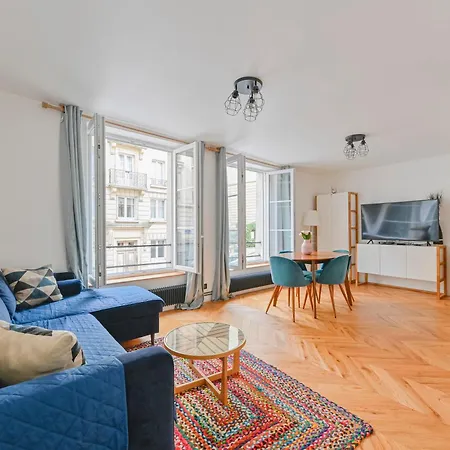 Apartment Pantheon *