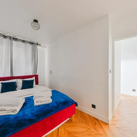 Pantheon Apartment *
