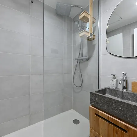 Pantheon Apartment