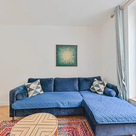 Apartment Pantheon *