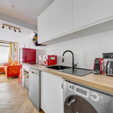 Apartment Pantheon *